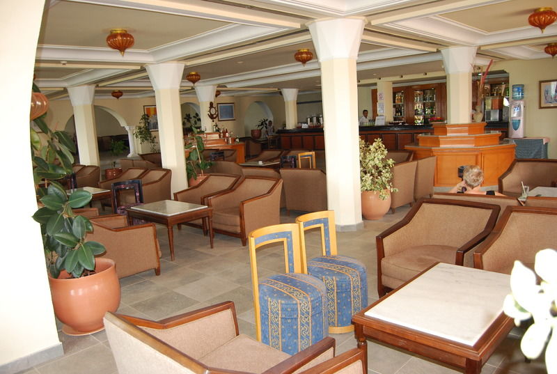 Oasis Marine Hotel Sangho Buitenkant foto