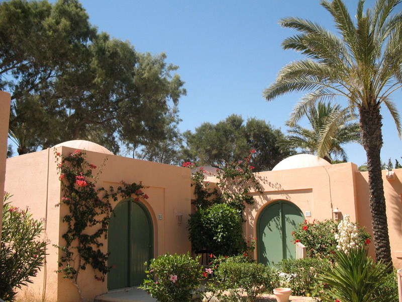 Oasis Marine Hotel Sangho Buitenkant foto
