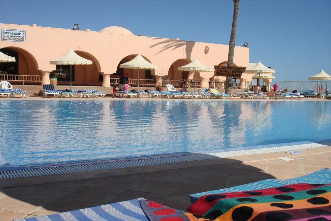 Oasis Marine Hotel Sangho Buitenkant foto